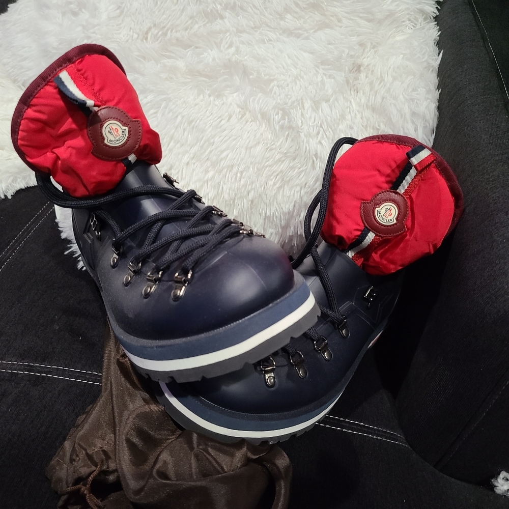 Monclair men boots us 10 !never worn! Never